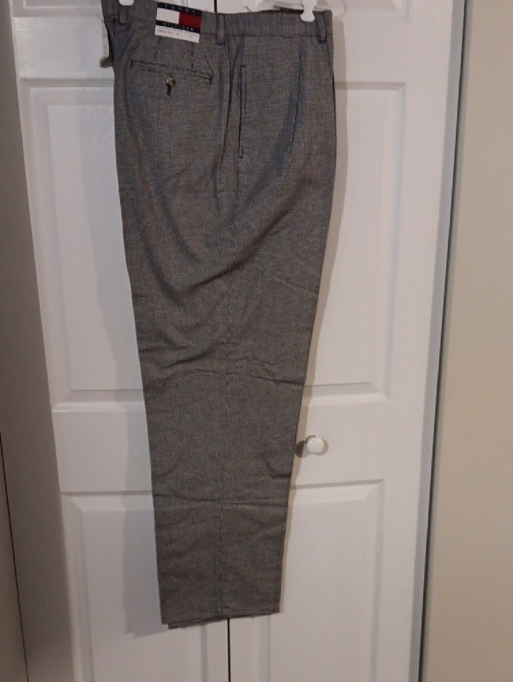 Tommy Hilfiger Men’s Black And White Micro-Check Dress Pants